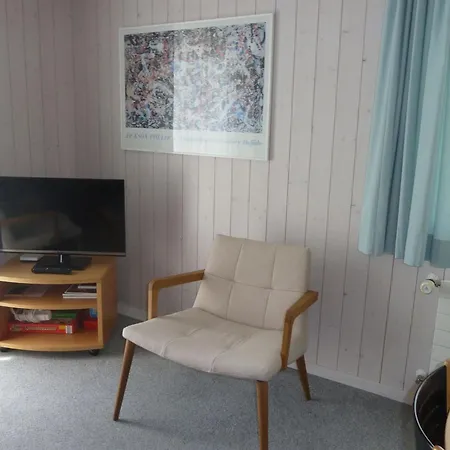 Suzanne Nr- 18 Appartement-fewo- Dusche Oder Bad- Wc 5-bettwohnung By Interhome *