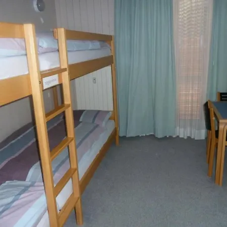Suzanne Nr- 18 Appartement-fewo- Dusche Oder Bad- Wc 5-bettwohnung By Interhome Apartment